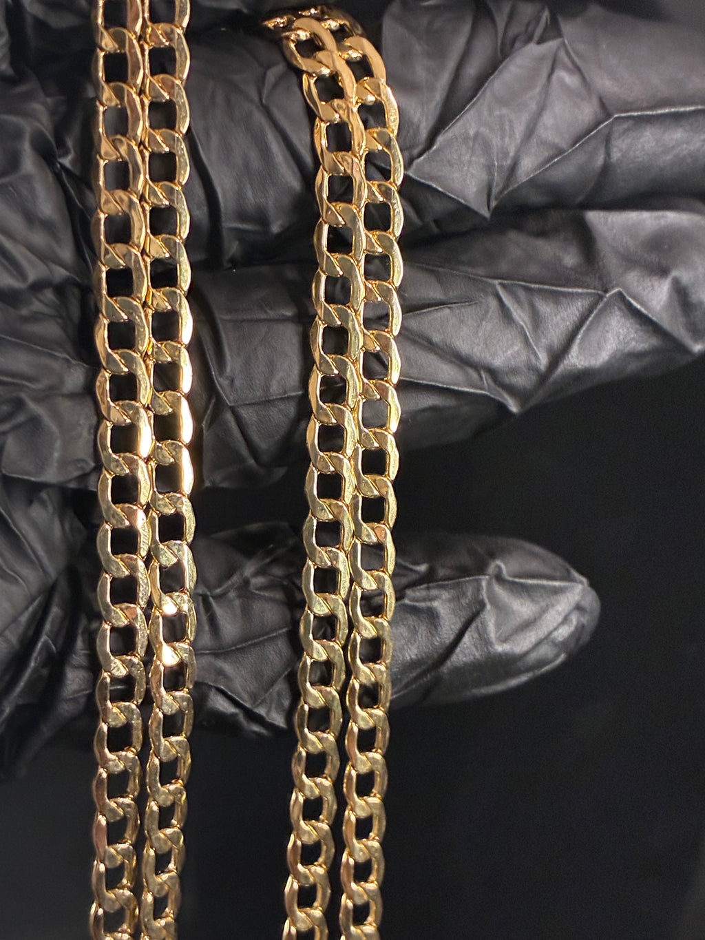 4.5MM 10K Gold Cuban Link Necklace