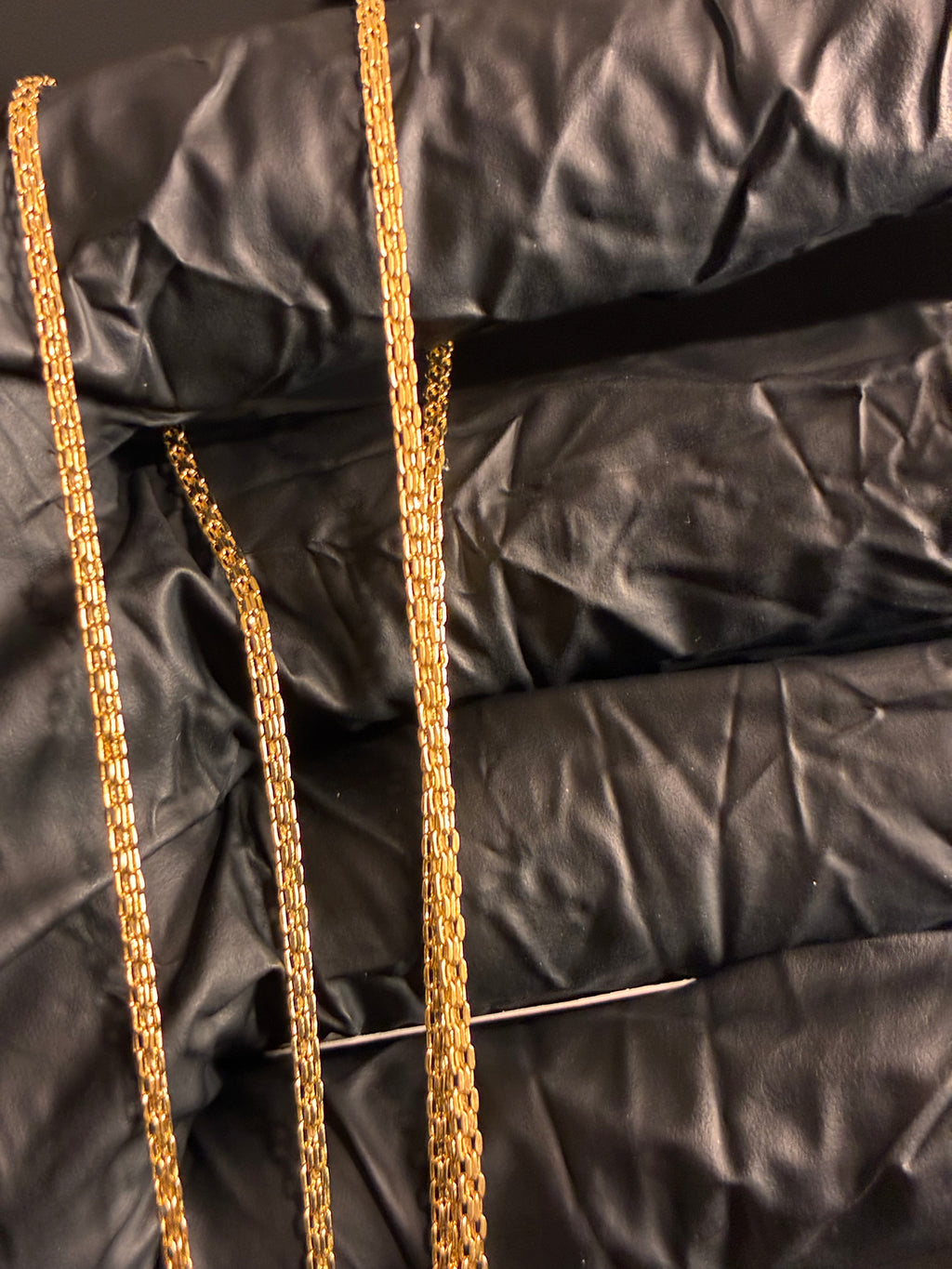 2MM 24inch 10K Italian Gold Bismarck