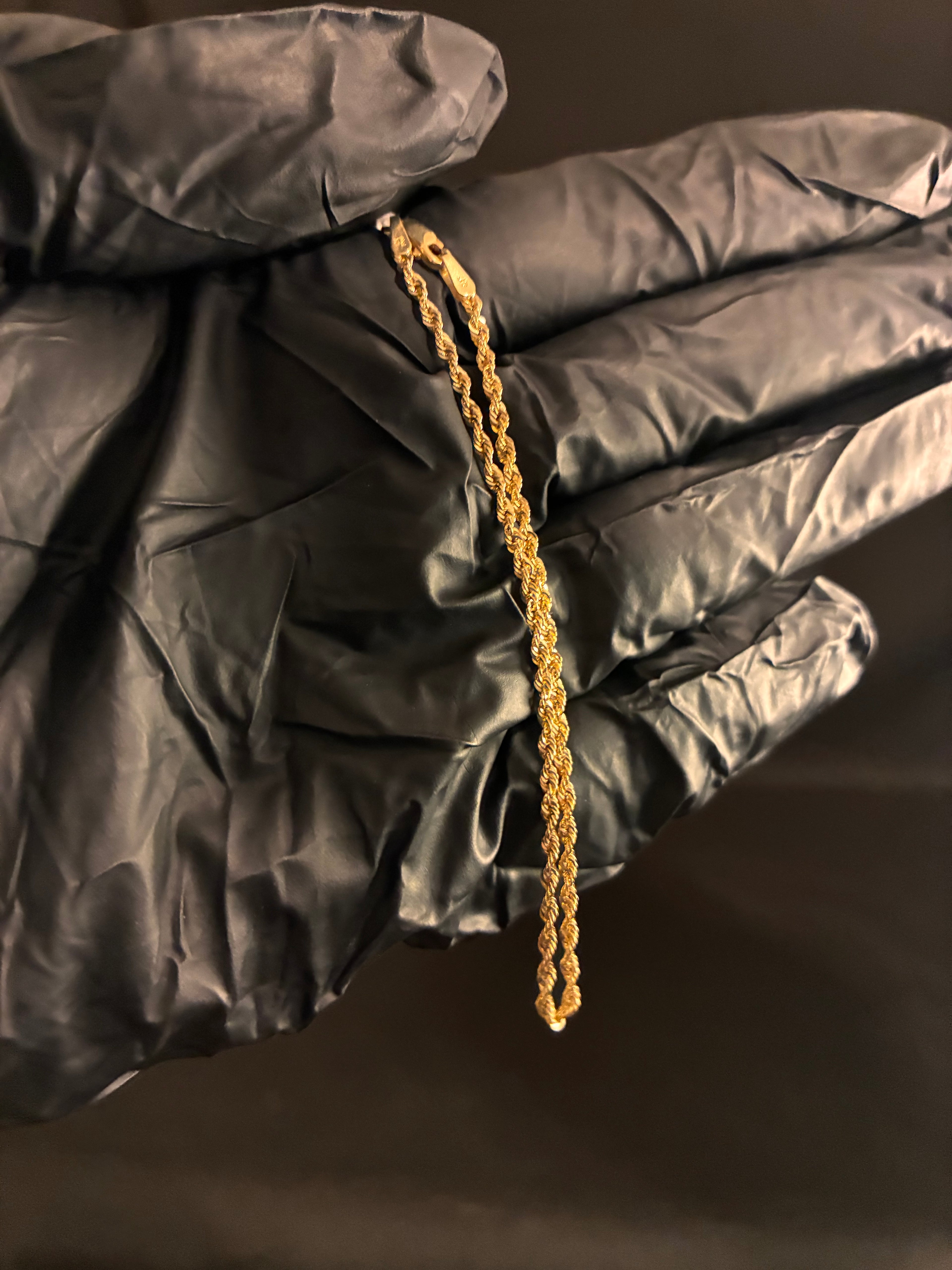 1.5MM 7inch 10K Gold Diamond Cut Rope